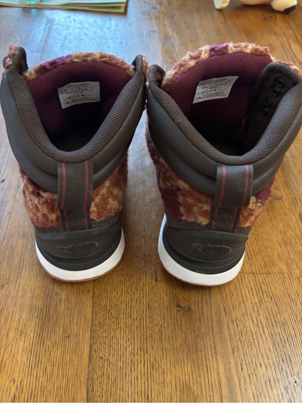 The North Face Back To Berkeley IV High Pile Brand New W/O Box - Picture 5 of 7